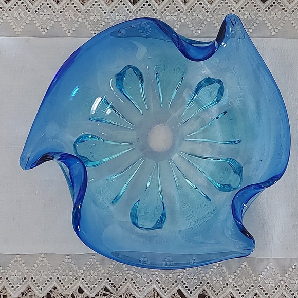 Art Glass Flower Bowl. Asymmetrical Decorative Blue Bowl, Blue Ombre - Picture 3 of 7